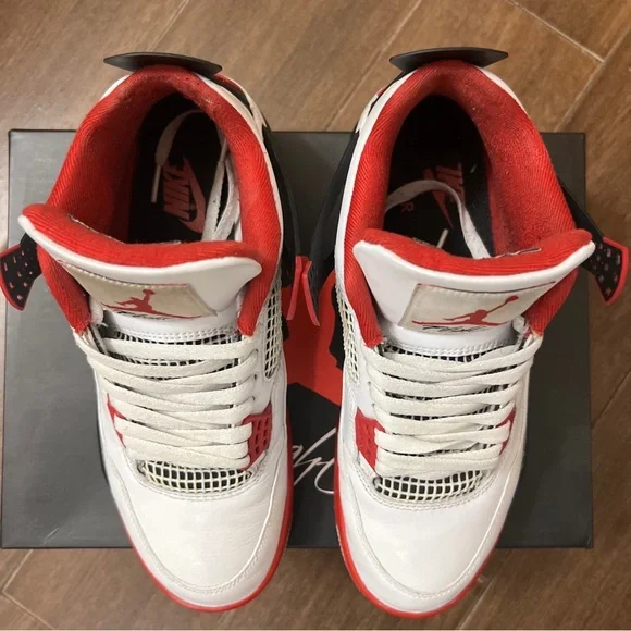 Jordan | Shoes | Air Jordan 4 Fire Red Mens Size 85 Used  display picture 3